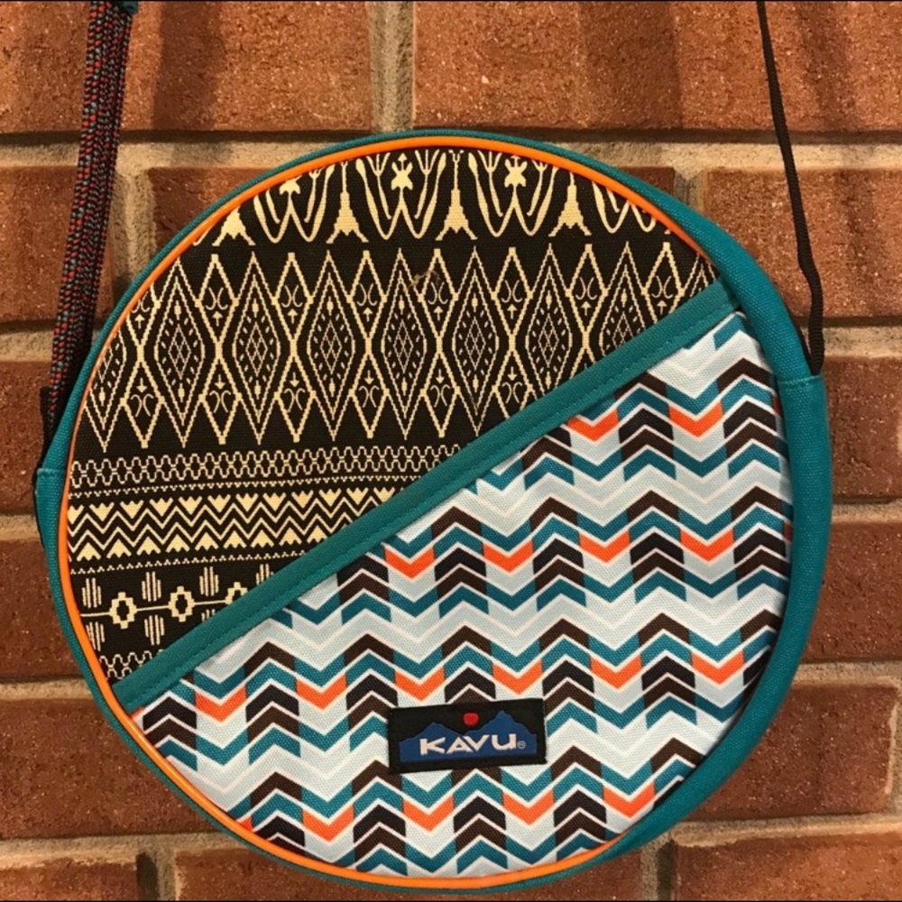 Round Multi Print One Shoulder Kavu bag